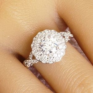 💟💖NEW! Zirconia Swarovski ring 3.25 ctw sz9